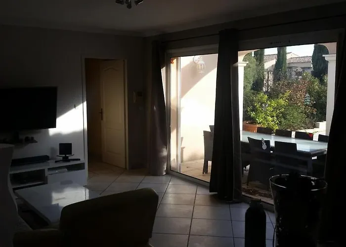 Avec Piscine Au Calme ! Villa Rochefort-du-Gard